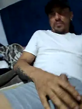 Iuver online show from February 28, 9:47 pm