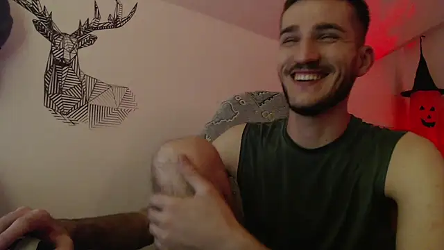 Snapshot of yoyoboy988 chatting on September 24, 5:11 pm yoyoboy988 online show from September 24, 5:11 pm