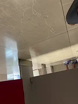 neeee13 online show from April 18, 8:53 pm