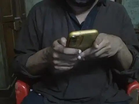 Snapshot of samdavid162 chatting on February 21, 2:16 pm samdavid162 online show from February 21, 2:16 pm