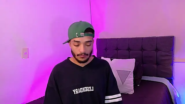 eross chipre  online show from March 8, 2:48 am