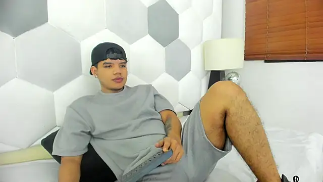 Axel Forte online show from February 18, 1:20 pm