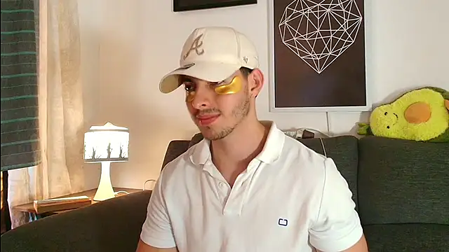 thomyafar online show from February 10, 1:38 pm