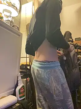 Polaroid White online show from November 3, 11:14 am