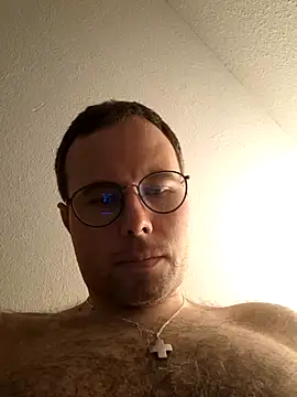 Simonudist online show from February 4, 10:27 pm