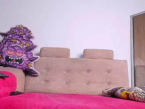 LOGAN DRAKE online show from November 9, 3:10 am