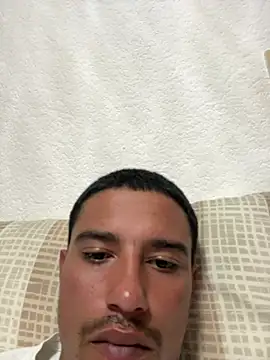 Maxxxxxsanchessss online show from April 1, 12:23 am