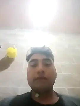 Snapshot of crisssalazar chatting on March 8, 7:24 am crisssalazar online show from March 8, 7:24 am