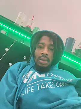 datlongone online show from April 9, 3:29 pm