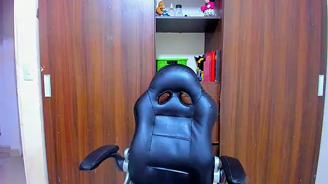 Dreamastercum  online show from July 24, 2:46 pm