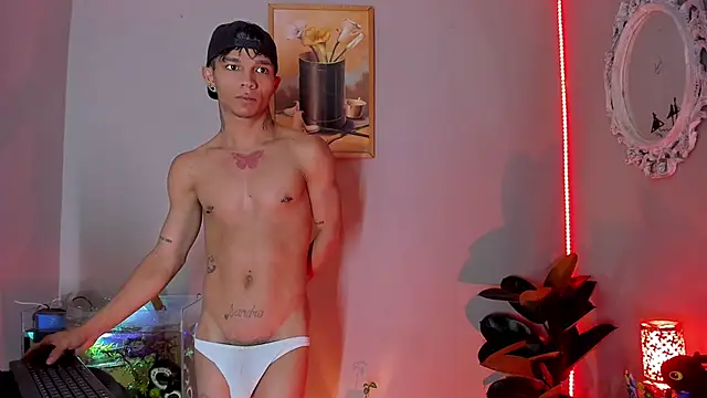 CRAZY-BOY99 online show from October 21, 10:29 am