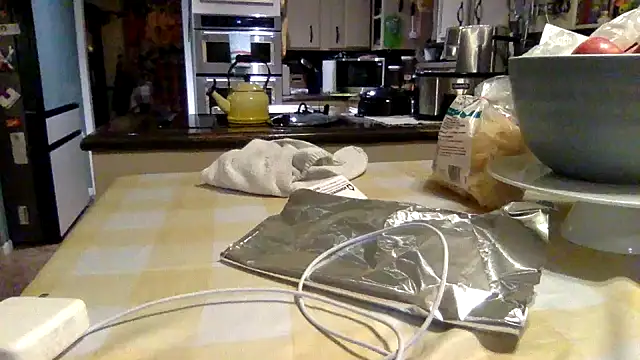 superbearboss online show from November 27, 12:36 am