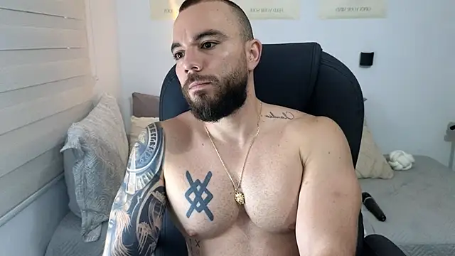 Isaac Carter online show from September 25, 11:31 am