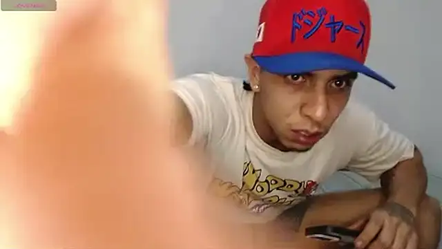 Monkey uchiha777 online show from June 18, 12:34 am