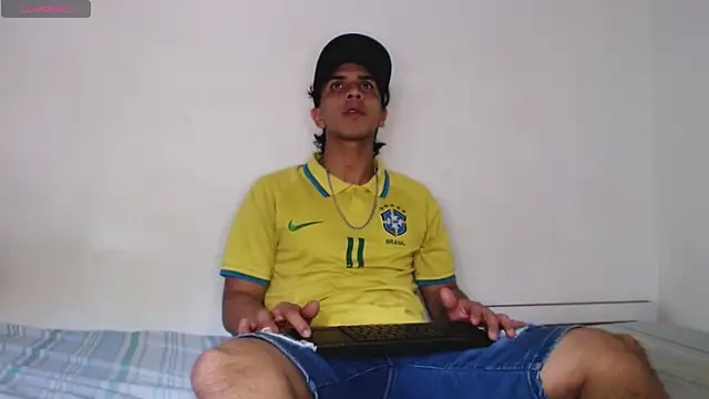 Monkey uchiha777 online show from June 27, 5:29 pm