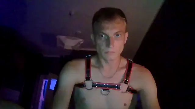 MaxPovelXL online show from August 1, 7:02 pm