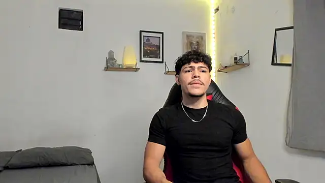 Snapshot of ares_parker2 chatting on March 14, 1:05 am ares parker2 online show from March 14, 1:05 am