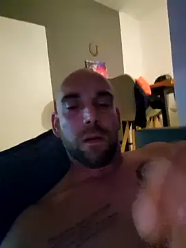 Snapshot of Smokeym123 chatting on September 13, 9:16 pm Smokeym123 online show from September 13, 9:16 pm