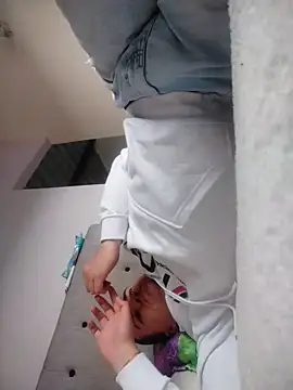 Snapshot of Andy-rtg chatting on October 5, 4:00 pm Andy-rtg online show from October 5, 4:00 pm