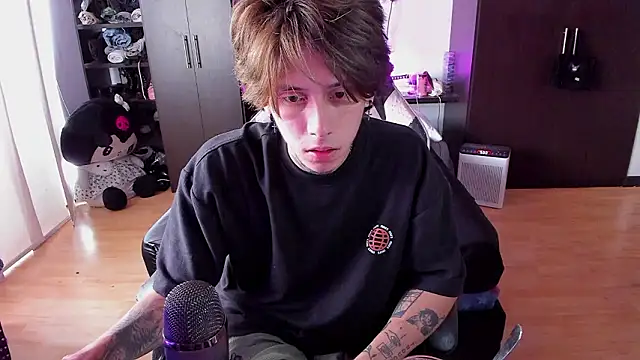 xIce Boy online show from March 9, 3:17 pm