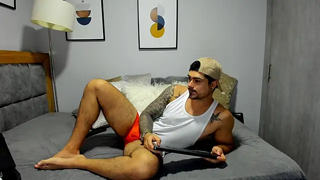 Dante Storm online show from November 4, 5:19 am