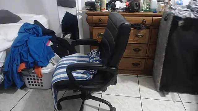 Foxdaguy online show from March 19, 11:24 am