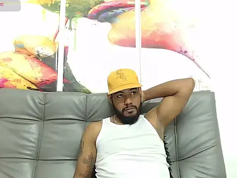 BladeFoxxx1 online show from October 30, 2:40 pm