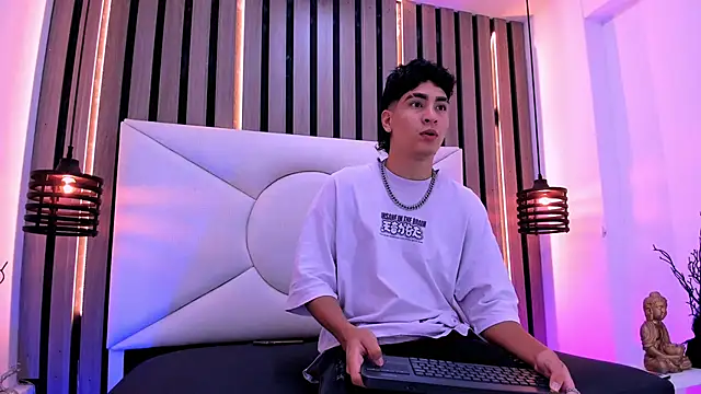 Jhojan twink online show from October 22, 12:53 pm