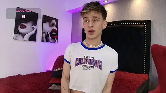 LiamWildx20 online show from November 21, 5:06 am