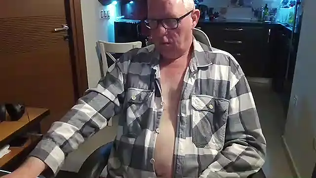 JamesBauer online show from February 25, 5:08 am