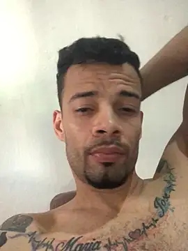 HenriquePhn online show from June 20, 6:57 pm