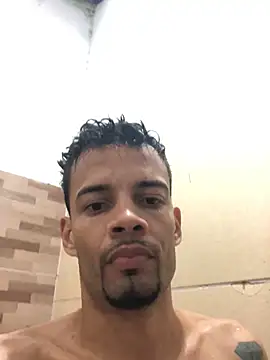 HenriquePhn online show from June 25, 9:41 pm