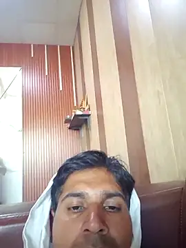 johnny8731 online show from April 10, 9:16 am