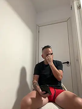 mateocali25 online show from July 27, 2:13 pm