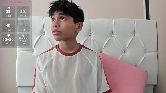 Snapshot of Ethan_Westt chatting on September 26, 9:12 pm Ethan Westt online show from September 26, 9:12 pm