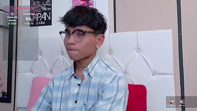 Ethan Westt online show from November 10, 8:47 pm