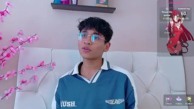 Snapshot of Ethan_Westt chatting on September 30, 8:45 pm Ethan Westt online show from September 30, 8:45 pm