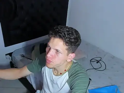 kevinkewman online show from December 17, 3:51 pm