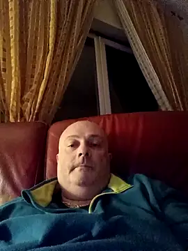 Alexis Bull online show from December 16, 12:39 am