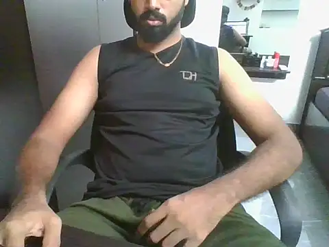 lovelyakash69 online show from June 22, 5:24 am