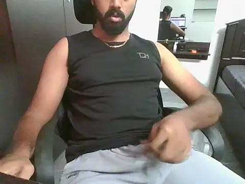 lovelyakash69 online show from November 23, 4:01 am