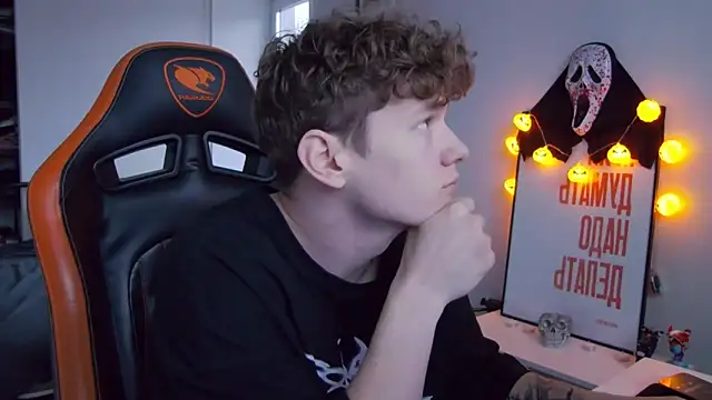 DanyDavis online show from October 24, 12:07 pm