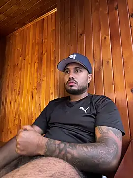 PapiStan online show from April 2, 8:49 pm