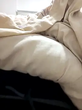 leona633 online show from February 7, 6:57 pm