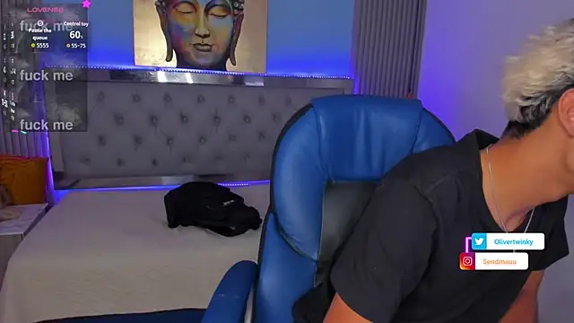 OliverTwinky online show from November 12, 7:30 pm