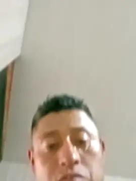 luuiss12 online show from November 16, 7:05 pm