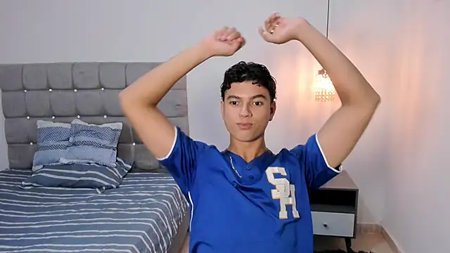 Santy Stump online show from January 15, 10:45 pm