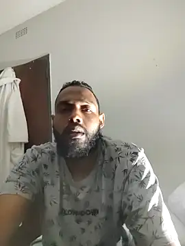 kulliguy online show from November 8, 6:11 pm