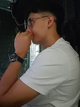 jacobs shelby online show from November 18, 3:27 pm