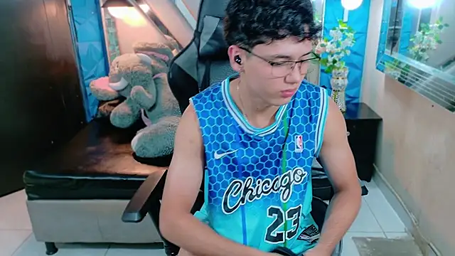 jacobs shelby online show from December 2, 3:53 am